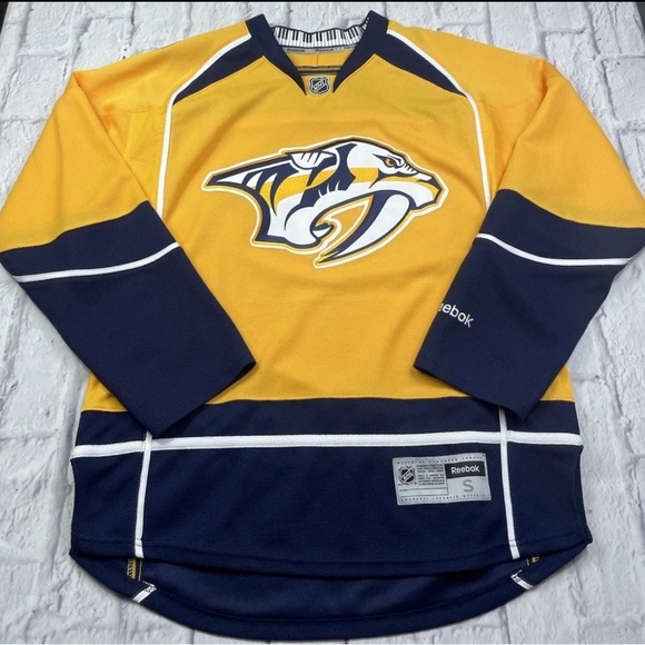 Nashville Predators NHL Authentic Reebok Yellow Hockey Jersey Stitched Sz S - Picture 1 of 12